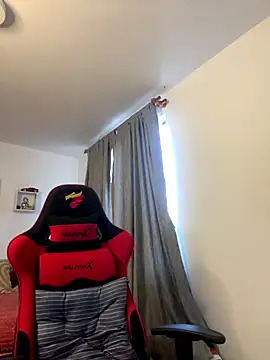 Ezzio Scolaro online show from December 2, 12:18 pm