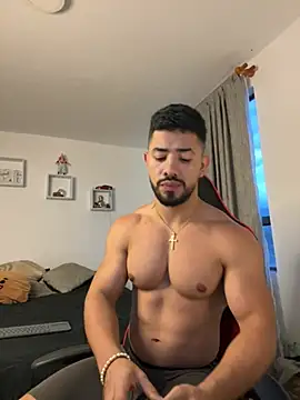 Ezzio Scolaro online show from March 1, 11:16 pm