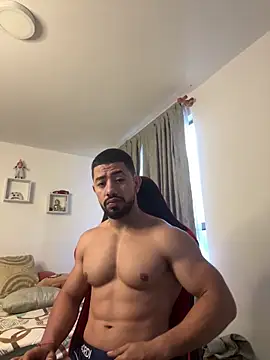 Ezzio Scolaro online show from December 22, 12:05 pm