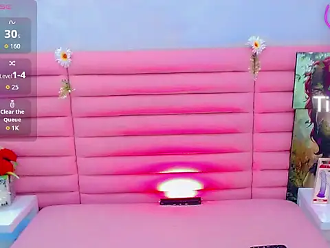 miss dania75 online show from November 5, 3:48 pm