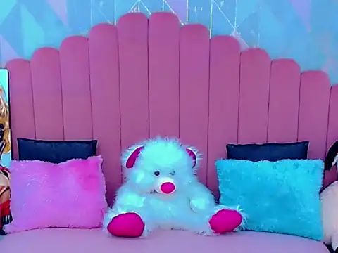 miss dania75 online show from November 29, 4:56 am