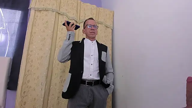  axelking  online show from March 27, 11:44 am