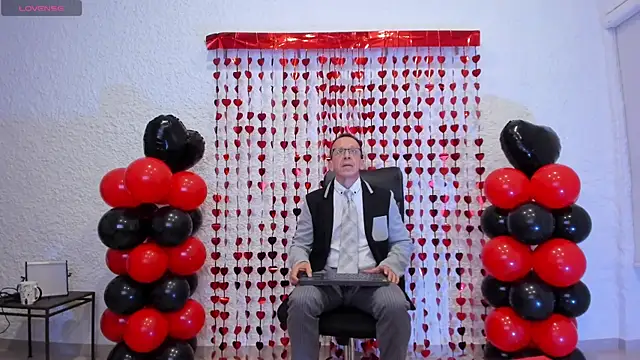  axelking  online show from February 14, 11:43 am