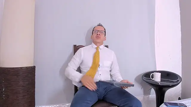  axelking  online show from November 25, 11:43 am