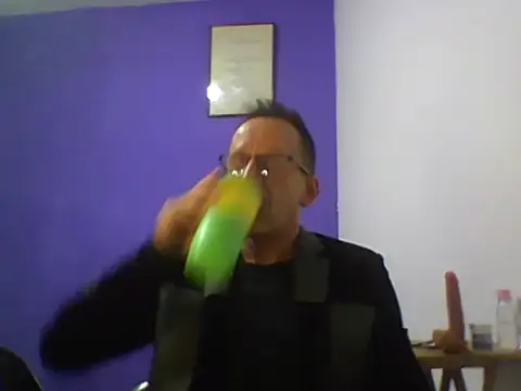  axelking  online show from January 6, 3:21 am