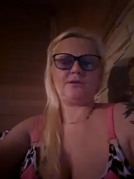 NieMaJazdyBezGwiazdy7883 online show from October 10, 5:36 pm