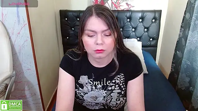 Snapshot of Cynthi-Sweet chatting on October 15, 3:42 pm Cynthi-Sweet online show from October 15, 3:42 pm