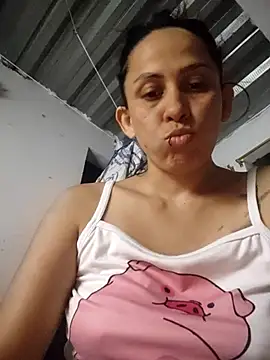 Snapshot of sexy_butterfly_1 chatting on October 20, 4:36 am sexy butterfly 1 online show from October 20, 4:36 am