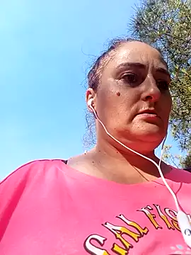Snapshot of Bella_862 chatting on July 7, 4:43 pm Bella 862 online show from July 7, 4:43 pm