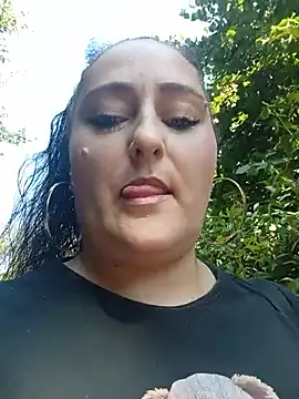 Snapshot of Bella_862 chatting on July 6, 8:10 am Bella 862 online show from July 6, 8:10 am