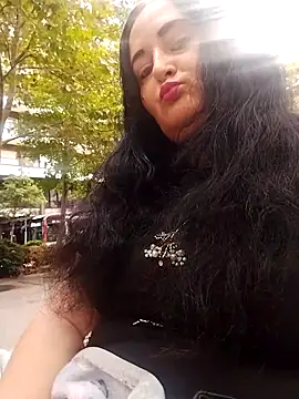 Bella 862 online show from October 16, 9:50 am