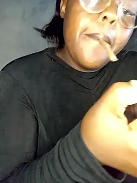 BigBootyBitch96 online show from January 9, 9:55 pm