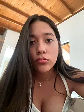 Nhefertary online show from October 31, 3:19 pm