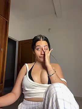 Nhefertary online show from February 27, 1:28 am