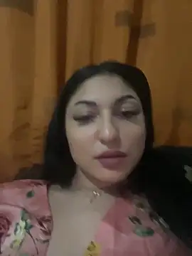 Snapshot of bia900bianca chatting on December 17, 4:45 pm bia900bianca online show from December 17, 4:45 pm