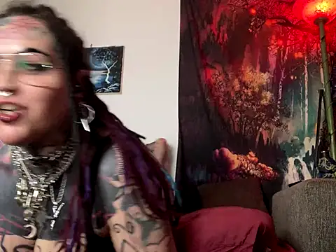 nyxvelon online show from October 18, 8:11 pm