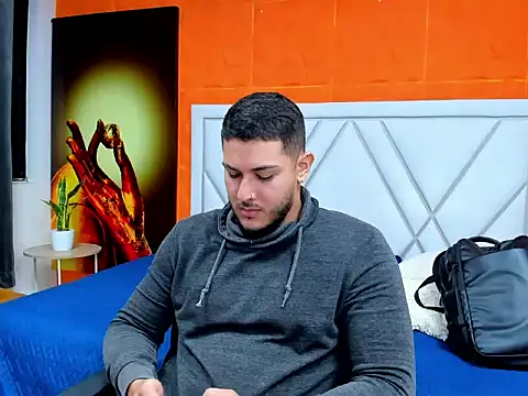 jasonshaw25 online show from November 13, 5:17 pm