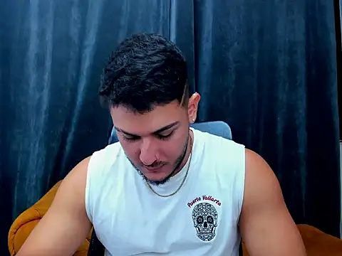 jasonshaw25 online show from December 20, 5:38 pm