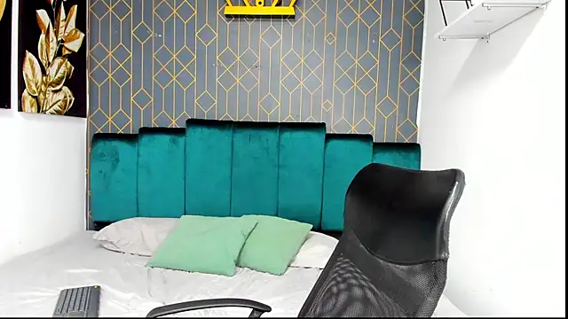 jasonshaw25 online show from January 12, 5:53 pm