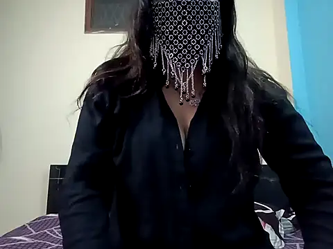 horny milf couple online show from February 14, 9:09 am