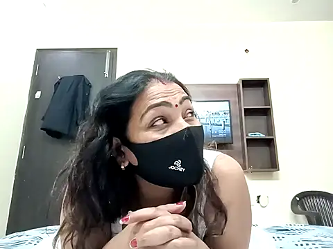 horny milf couple online show from October 15, 4:26 pm