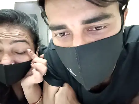 horny milf couple online show from October 25, 5:57 pm