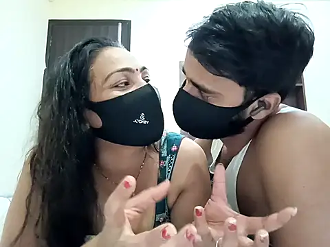 horny milf couple online show from October 18, 4:53 pm