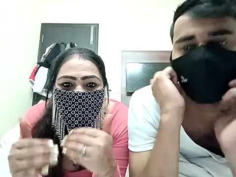 horny milf couple online show from November 29, 5:57 pm