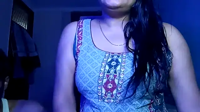 horny milf couple online show from April 26, 10:56 am