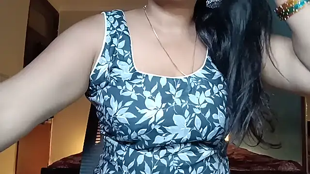 Snapshot of horny_milf_couple chatting on June 25, 8:58 pm horny milf couple online show from June 25, 8:58 pm