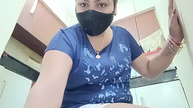 horny milf couple online show from May 17, 5:24 pm