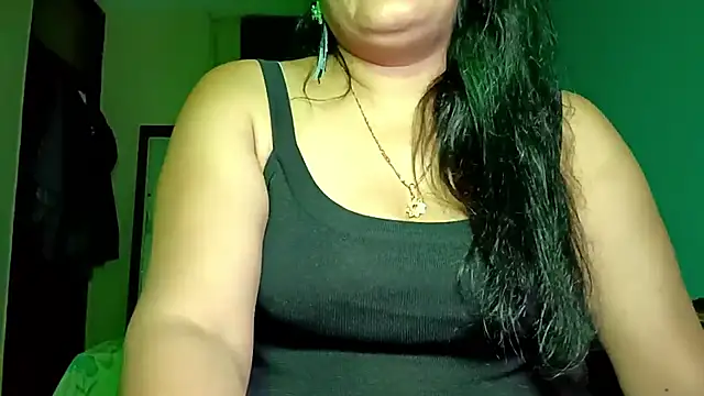 horny milf couple online show from May 15, 6:39 pm
