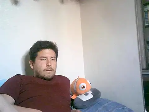 Snapshot of atreusfilho chatting on November 25, 9:04 pm atreusfilho online show from November 25, 9:04 pm