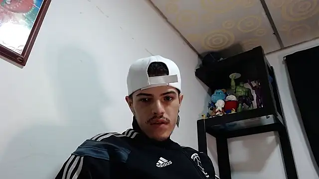 Snapshot of imsammytop chatting on November 5, 10:18 am imsammytop online show from November 5, 10:18 am