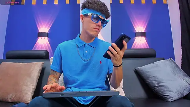 Snapshot of imsammytop chatting on October 22, 11:31 am imsammytop online show from October 22, 11:31 am