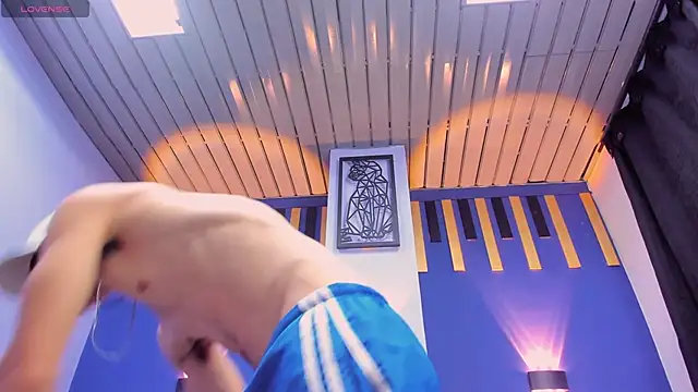 Snapshot of imsammytop chatting on October 23, 1:21 pm imsammytop online show from October 23, 1:21 pm