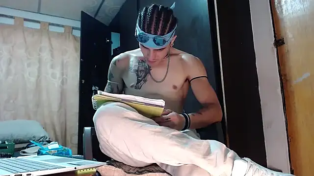 imsammytop online show from March 24, 10:43 pm
