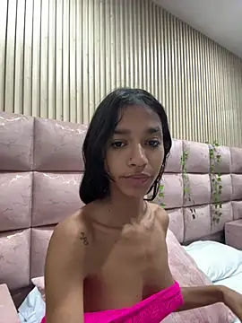 Snapshot of ScarletEvanss_ chatting on July 12, 10:38 am ScarletEvanss online show from July 12, 10:38 am