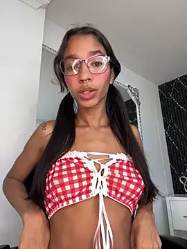 Snapshot of ScarletEvanss_ chatting on June 17, 10:47 am ScarletEvanss online show from June 17, 10:47 am