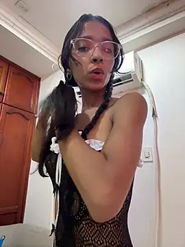Snapshot of ScarletEvanss_ chatting on July 7, 10:52 am ScarletEvanss online show from July 7, 10:52 am