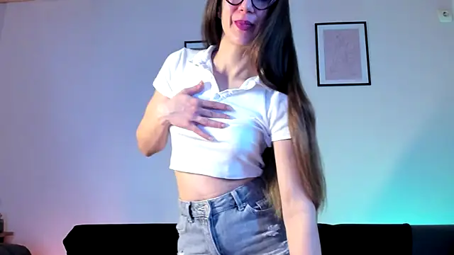 Snapshot of Dirty_Fairie chatting on February 24, 7:09 am Dirty Fairie online show from February 24, 7:09 am