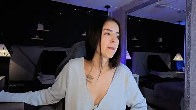 giapearl25 online show from October 18, 2:08 pm