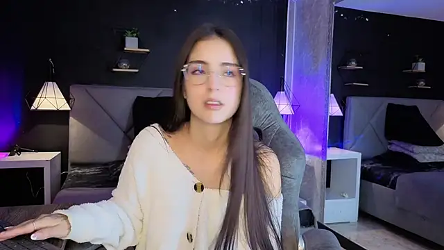 giapearl25 online show from October 17, 12:29 pm