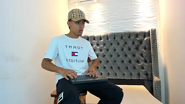 JACCOCK 4 online show from November 4, 3:43 am