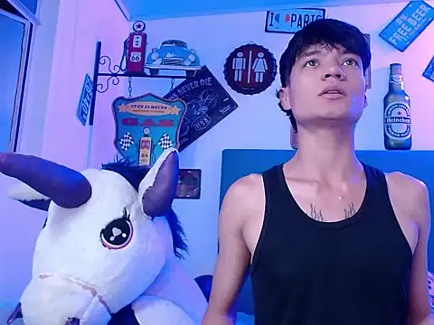 alex russo   online show from October 10, 3:51 am