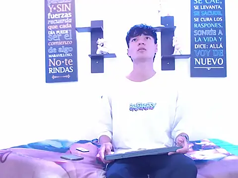 alex russo   online show from October 12, 4:14 am