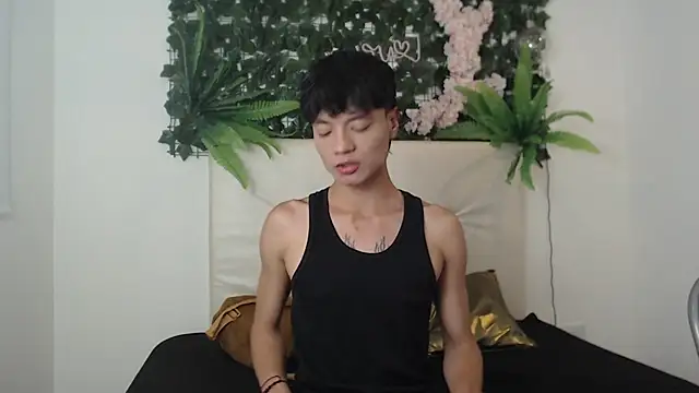 alex russo   online show from October 11, 3:40 am