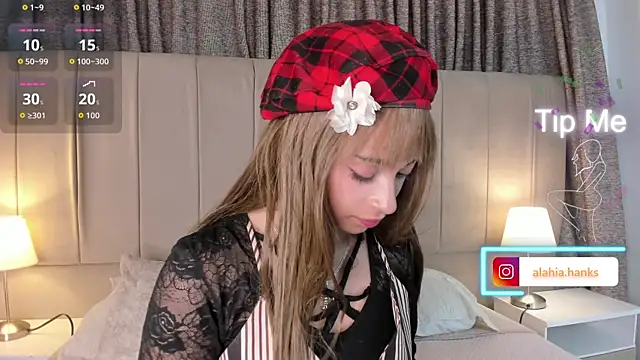 alahia hank online show from December 3, 6:51 pm