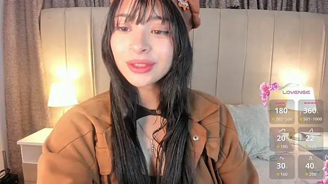 alahia hank online show from November 7, 6:12 pm