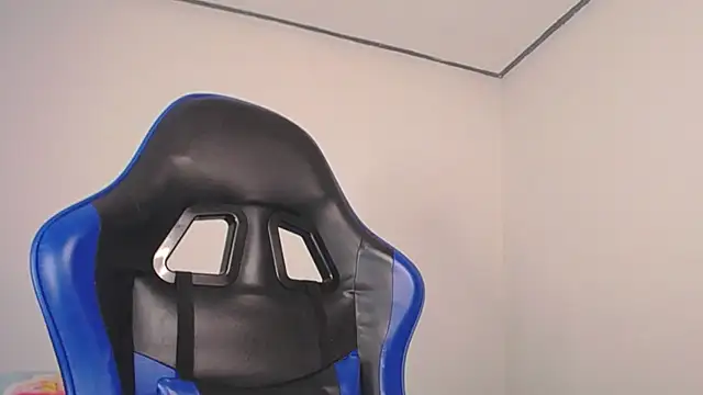 Snapshot of AAfrodithaa chatting on October 31, 6:32 am AAfrodithaa online show from October 31, 6:32 am